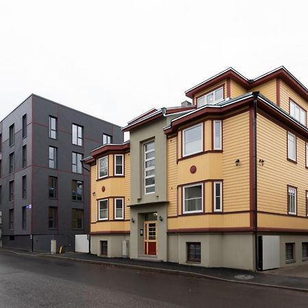 Charming 1Br In Superb Location, Free Parking & Wi-Fi Apartamento Talin Exterior foto