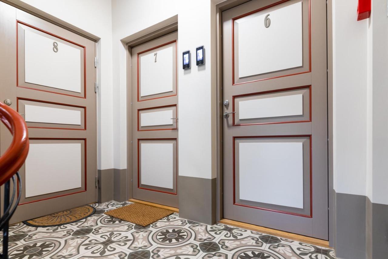 Charming 1Br In Superb Location, Free Parking & Wi-Fi Apartamento Talin Exterior foto
