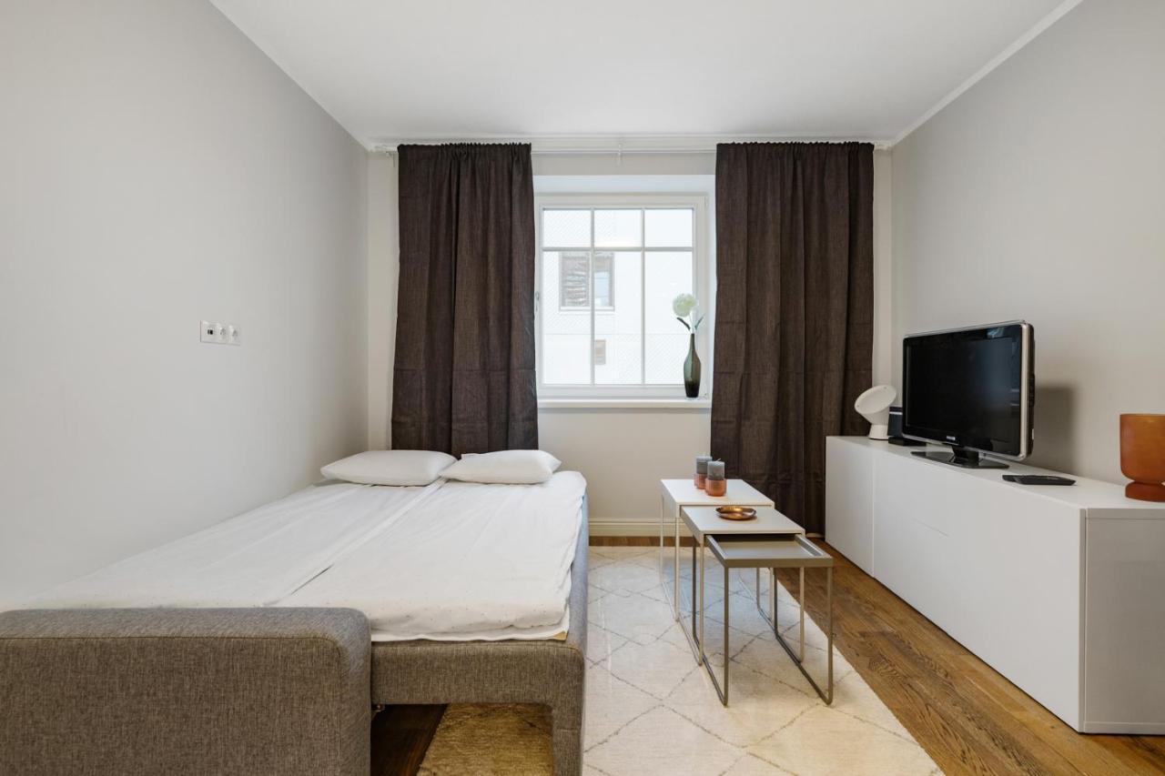 Charming 1Br In Superb Location, Free Parking & Wi-Fi Apartamento Talin Exterior foto